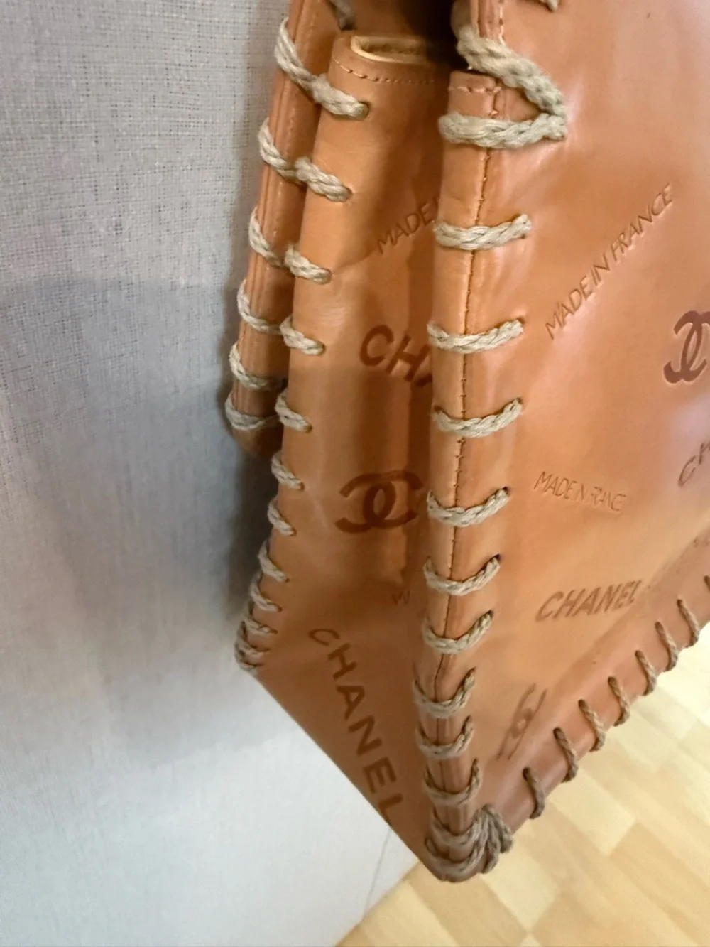 CHANEL Tan Leather Signature Whipstitch Shoulder Bag - Picture 5 of 10